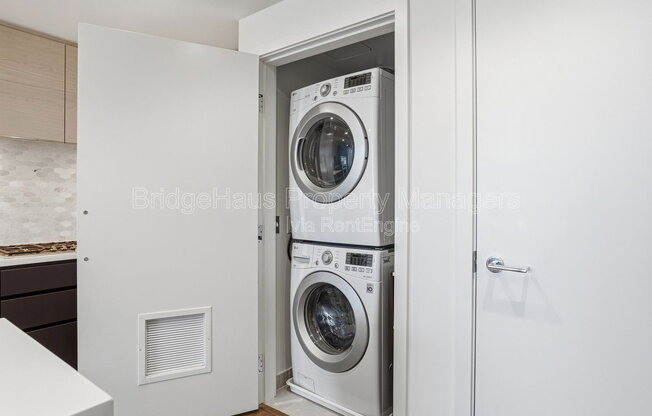 1 bed, 1 bath, 848 sqft, $3,850, Unit 411
