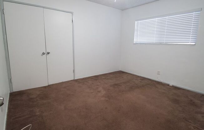 2 beds, 1 bath, $1,925, Unit 03