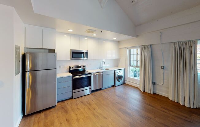 Studio, 1 bath, 537 sqft, $2,295, Unit PH03