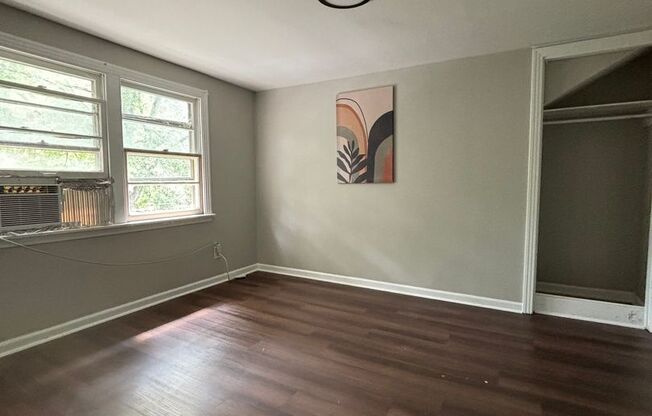 2 beds, 1 bath, $1,700