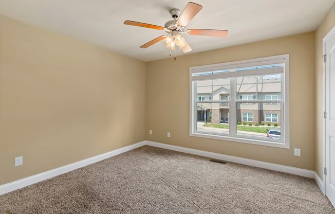 2 beds, 2.5 baths, 1,115 sqft, $985, Unit 62