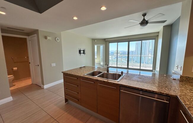 1 bed, 1.5 baths, $2,350, Unit #2505