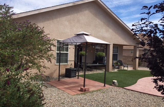 3 beds, 2 baths, $2,000