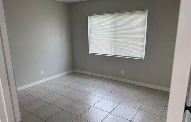 3 beds, 2 baths, 1,259 sqft, $1,850, Unit 844APE