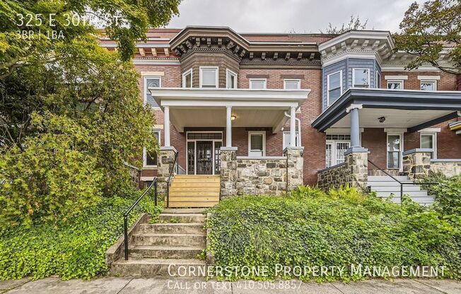 325 E 30 ST