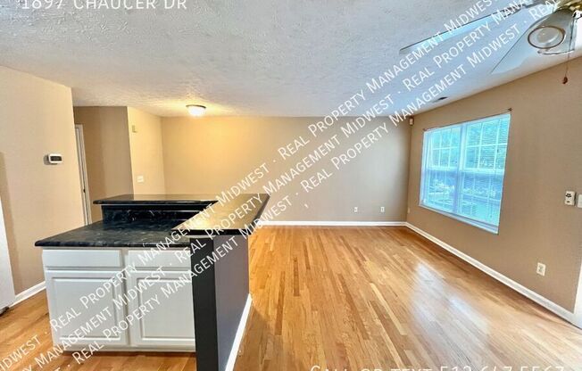 1897 CHAUCER DR