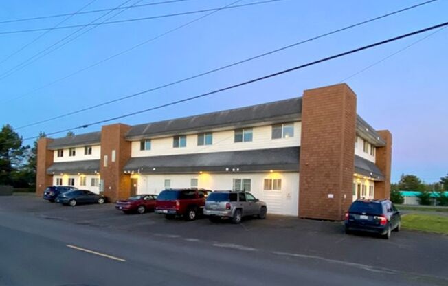 LBW - 1101 Pacific Ave N