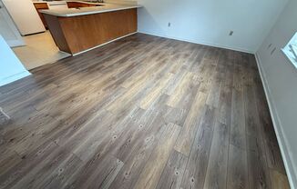 4 beds, 2.5 baths, $2,100, Unit Whole