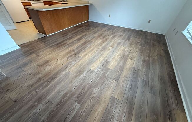 4 beds, 2.5 baths, $2,100, Unit Whole