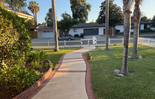 Open Thursday 12/11 3-4pm Private HOME 3bed/2 bath + POOL in Woodland Hills!