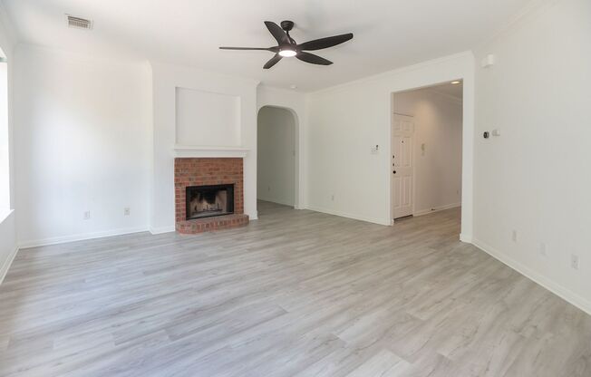 Remodeled Four Bedroom in Scofield Farms
