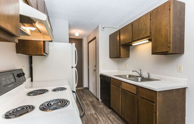 1 bed, 1 bath, 746 sqft, $1,340, Unit 122