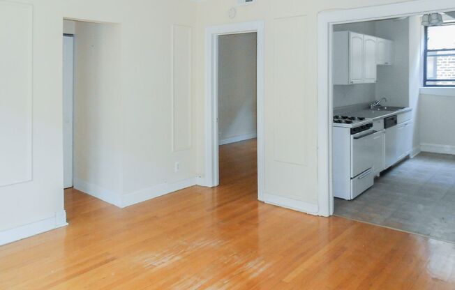 1 bed, 1 bath, 590 sqft, $1,690, Unit 1944-1N