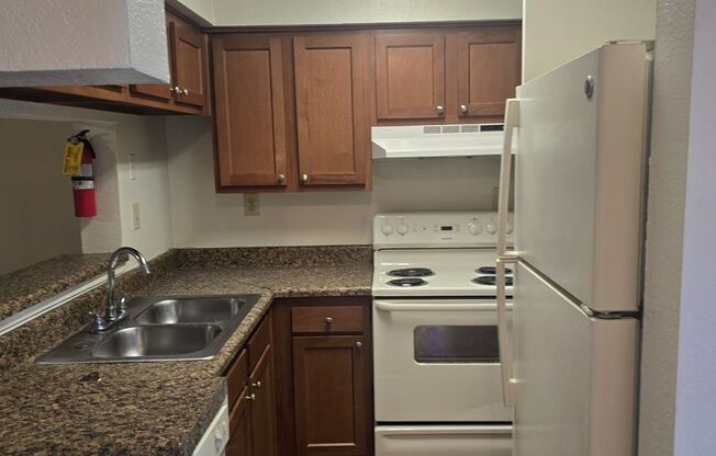 1 bed, 1 bath, 709 sqft, $850, Unit PG 0324