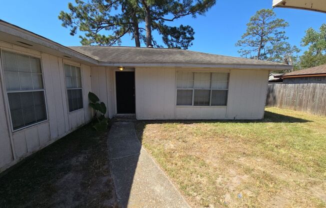 3 beds, 2 baths, $1,635