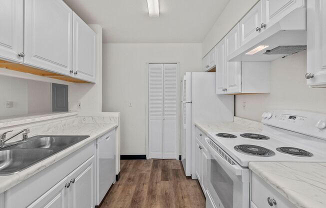 1 bed, 1 bath, 750 sqft, $1,395, Unit C-06