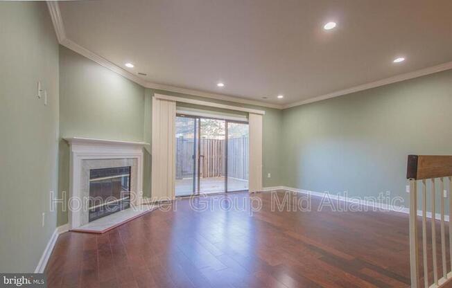 85 HAWTHORNE CT NE