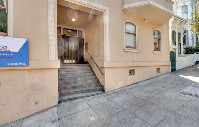21st Street Apartments
