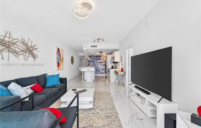 2 beds, 2 baths, 1,208 sqft, $5,490, Unit 888 Biscayne Blvd # 2404