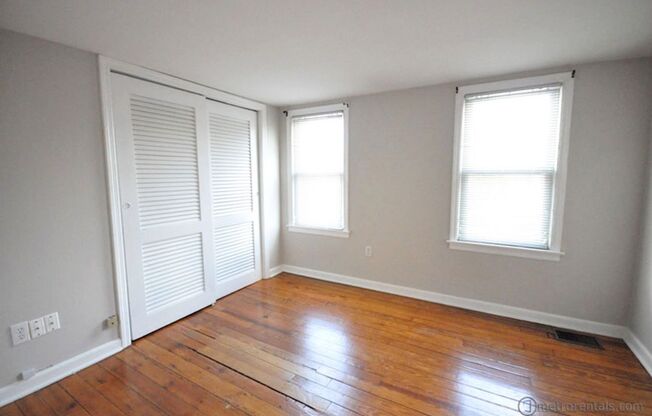 2 beds, 1 bath, $1,795, Unit 504