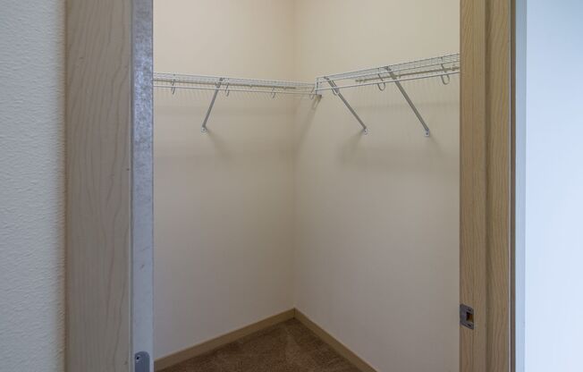 2 beds, 2 baths, 1,058 sqft, $2,470, Unit B-411