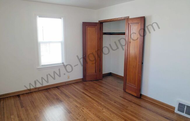 3 beds, 1 bath, $1,850