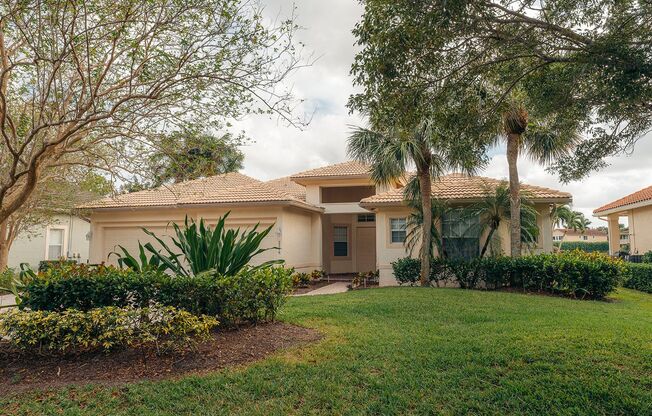 Spacious 4/3/3 in Hammock Creek Estates in Palm City