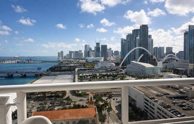 1717 N Bayshore Dr # A-2654, Miami, FL 33132