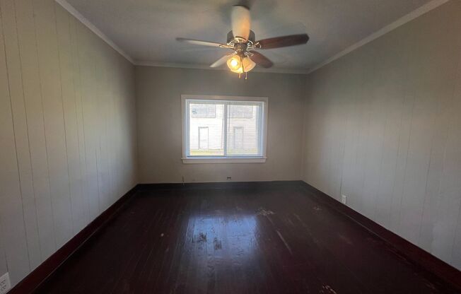 2 bedroom 1 1/2 bath unit