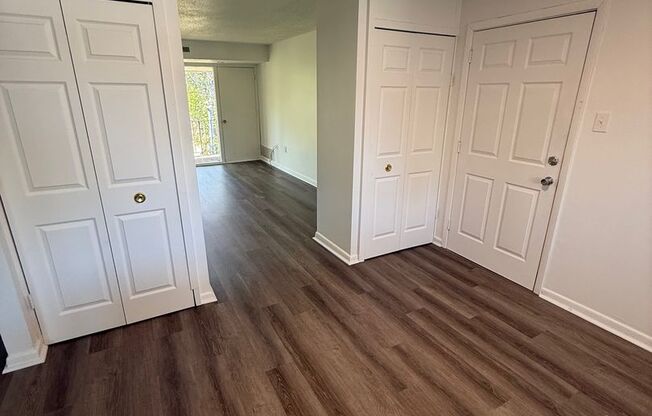 2 beds, 1 bath, 850 sqft, $845, Unit Apt. 42