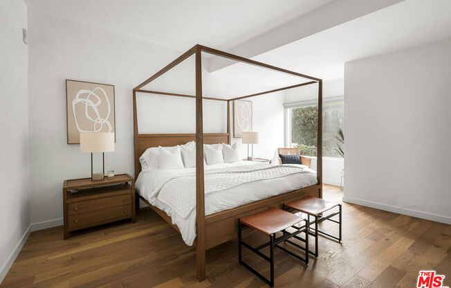 1 bed, 1 bath, 981 sqft, $3,250, Unit 101