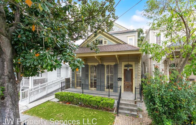 4231 Camp Street