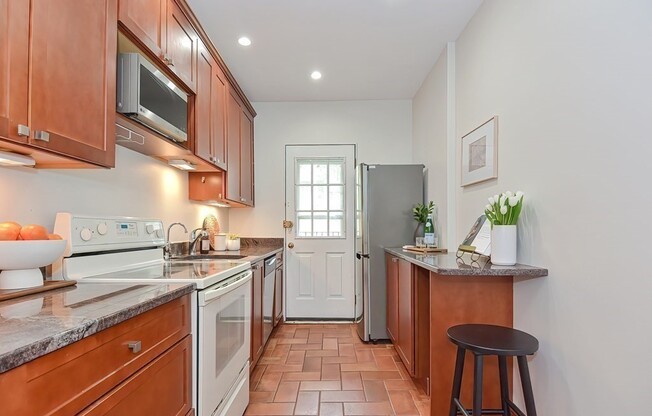 23 WESTBOURNE TER