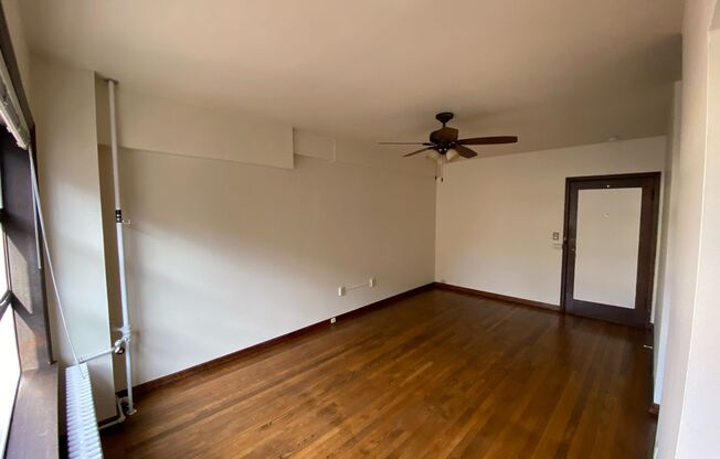 Studio, 1 bath, 350 sqft, $1,395, Unit 203 (#16)