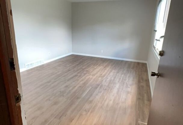 2 beds, 1 bath, 900 sqft, $1,500, Unit APT#2