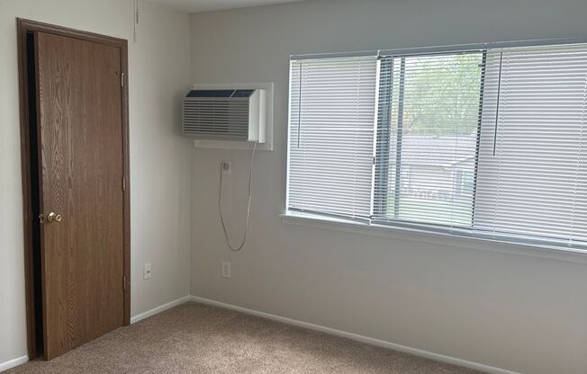 1 bed, 1 bath, 625 sqft, $1,150, Unit 216D