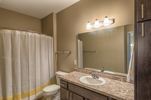 2 beds, 2 baths, 1,044 sqft, $1,345, Unit 203