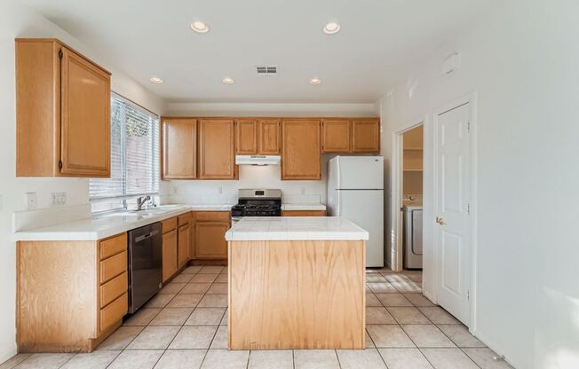 Newly remodeled 3 bedroom Summerlin home!