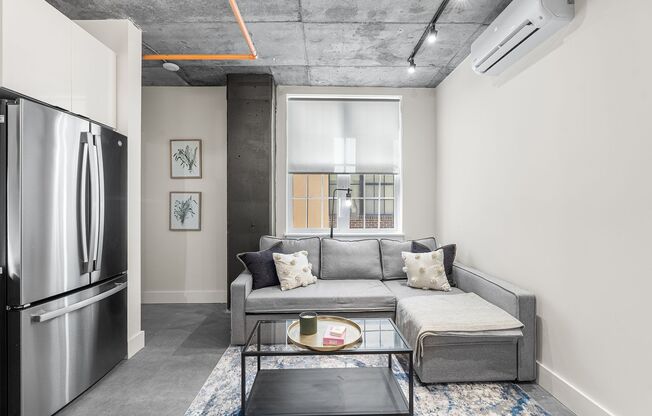 1 bed, 1 bath, 667 sqft, $1,325, Unit 603