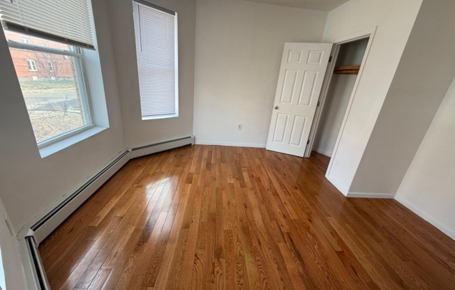 101 103 SHULTAS PL