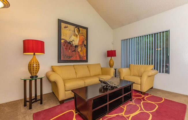 Luxury Apartment Homes in Tucson, Arizona - PET FRIENDLY!