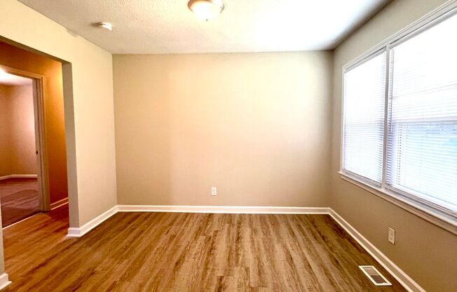 3 BEDROOM MADE FOR YOU - Available for Move In Today!