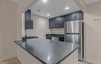 2 beds, 1 bath, 754 sqft, $3,400, Unit A2D