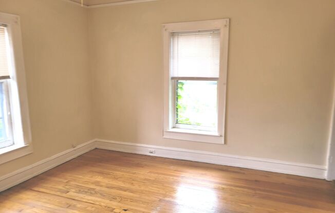 Studio, 1 bath, $825, Unit 413