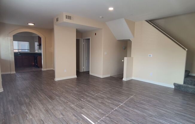 9001-9009 BURNET