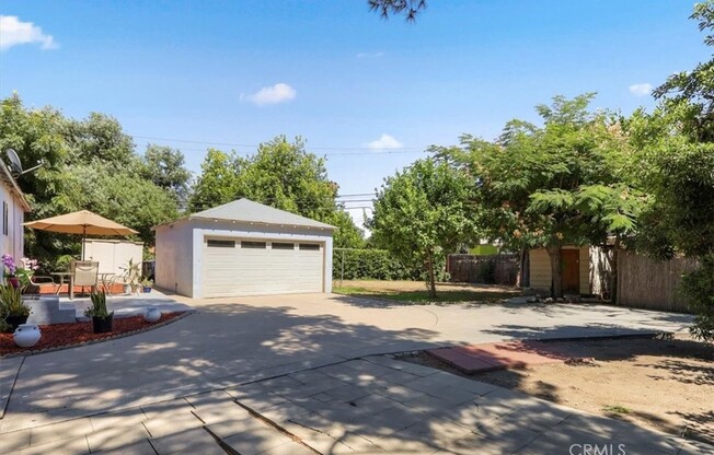 3801 LEGION LN