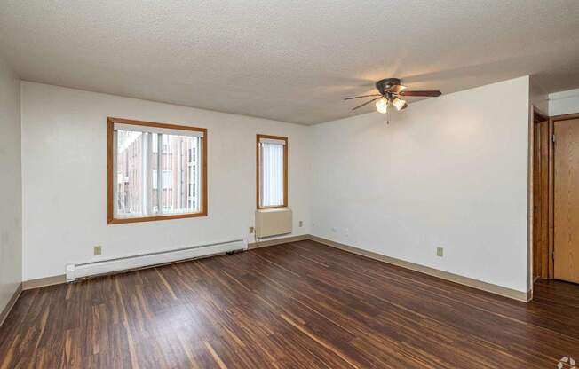 Rolling Hills Apartments, St Paul, MN