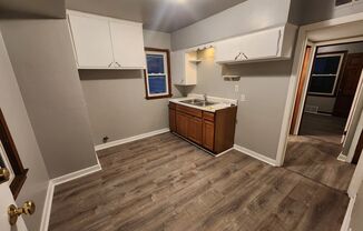 3 beds, 1 bath, 1,187 sqft, $975, Unit 3873