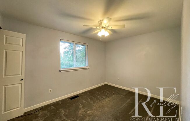 4 beds, 2 baths, $2,750