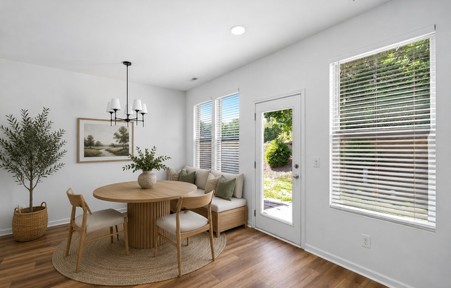 Charming & Freshly Updated 3BR Townhome in Shearon Farms!